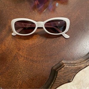 Y2K white frame sunglasses